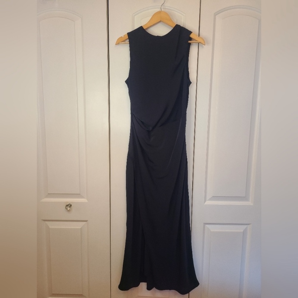 Abercrombie & Fitch Draped Skirt Maxi Dress, NWT, Black
Small - Picture 8 of 11